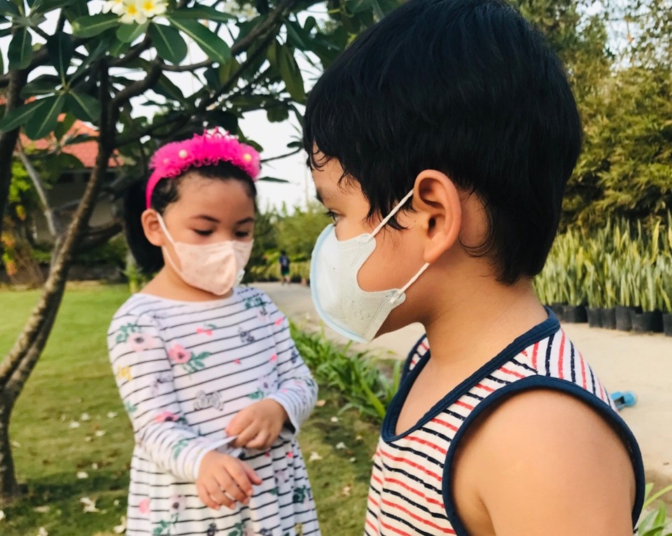 TPHCM: Lấy ý kiến về việc HS có đeo khẩu trang khi đến trường không? - 1 TPHCM: Lấy ý kiến về việc HS có đeo khẩu trang khi đến trường không? - 1