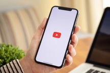 YouTube nhận phản ứng trái chiều khi tự ý dùng AI làm nét video