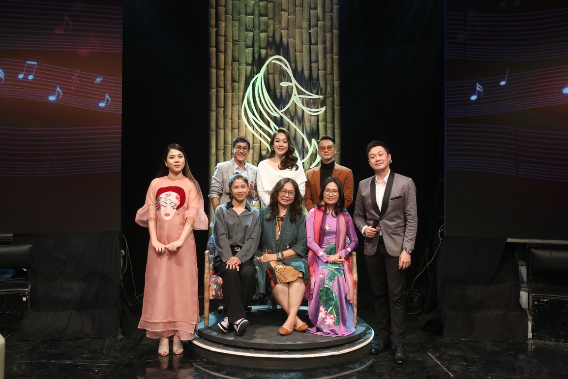 MC Anh Tuấn, hoa hậu Ngô Phương Lan tiết lộ về mẹ - 2 MC Anh Tuấn, hoa hậu Ngô Phương Lan tiết lộ về mẹ - 2