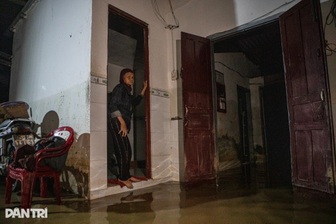 Cuộc sống hai không của người dân Phan Rang trong ngày thứ 5 chống lũ