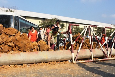 Vụ lấp đất, dựng rào trước cửa doanh nghiệp Nhật: Công ty Tân Đức "kêu" oan