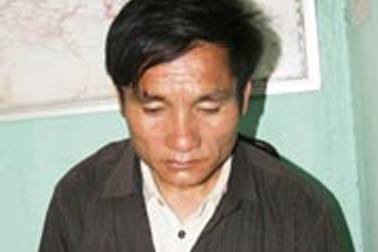 Bắt đối tượng truy nã chuyên giắt theo súng