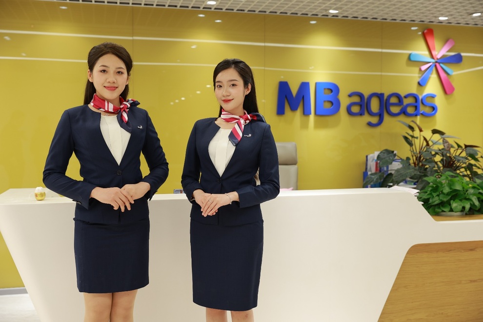 MB Ageas Life được vinh danh Giải thưởng Rồng Vàng lần thứ 3 - 2 MB Ageas Life được vinh danh Giải thưởng Rồng Vàng lần thứ 3 - 2