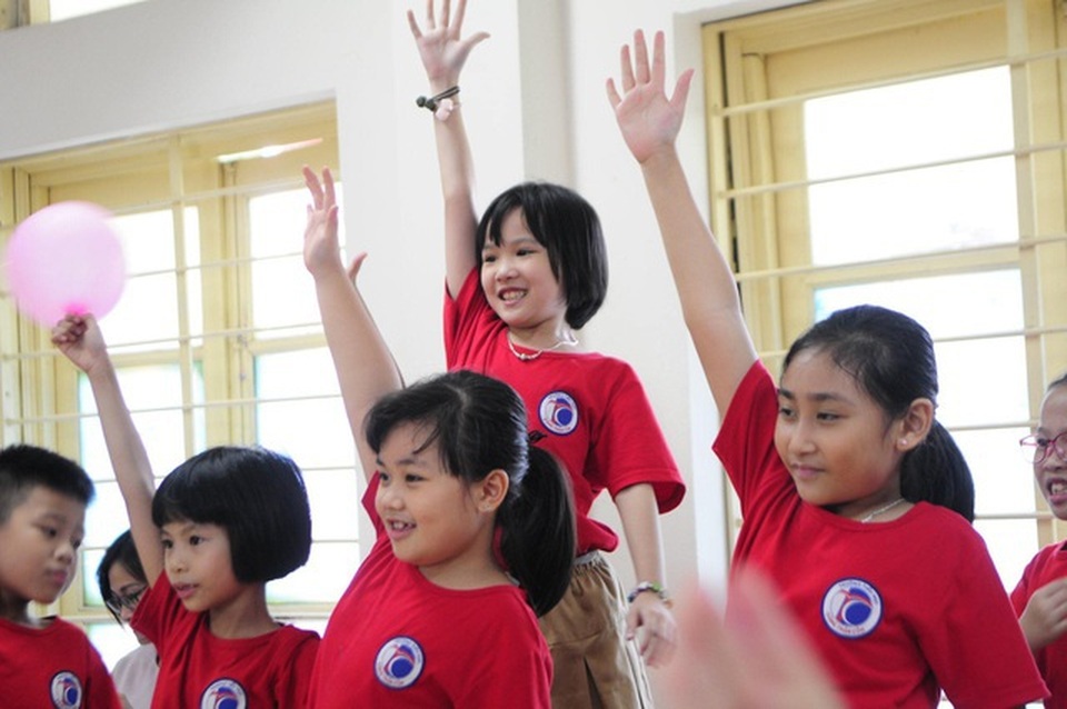 Chưa kéo gần mối quan hệ thầy trò, khó kỉ luật tích cực - 1 Chưa kéo gần mối quan hệ thầy trò, khó kỉ luật tích cực - 1