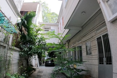 Cận cảnh biệt thự cũ giá triệu USD bỏ hoang giữa trung tâm TP HCM