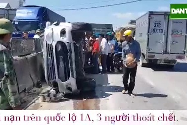 Xe tải tông lật xe 7 chỗ, 3 người may mắn thoát chết