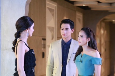 Em gái chồng đưa bạn trai về ra mắt, vừa nhìn thấy mặt tôi đã "biến sắc"