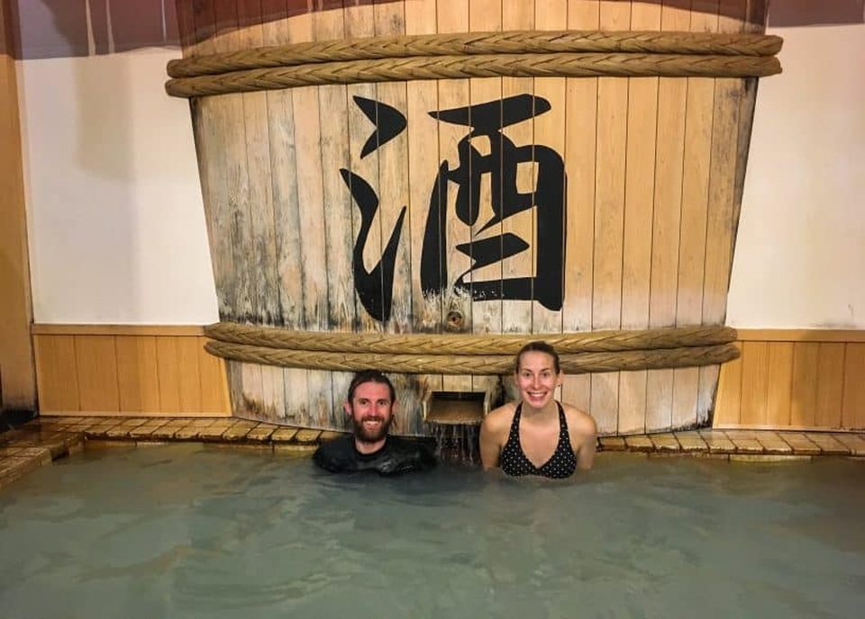 Trải nghiệm tắm onsen kỳ quặc nhưng độc đáo tại Nhật Bản - 4 Trải nghiệm tắm onsen kỳ quặc nhưng độc đáo tại Nhật Bản - 4