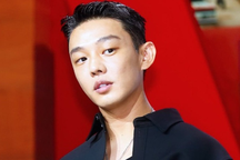 "Ảnh đế" trẻ nhất xứ Hàn bị đài truyền hình quốc gia cấm sóng