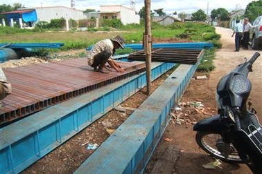 Thi công cầu Khuyến học & Dân trí: đã vào giai đoạn cuối