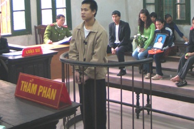 18 năm tù cho hung thủ giết cô gái trong shop thời trang