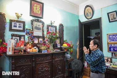 Tết của "cậu ấm" phố cổ: Nuôi 10 người ở, làm cỗ linh đình suốt cả tuần