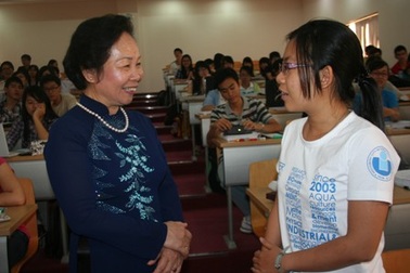 Tăng quyền tự chủ cho các trường để phát triển giáo dục ĐH