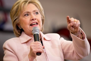 Email cá nhân của bà Hillary chứa tin “tối mật” của chính phủ Mỹ