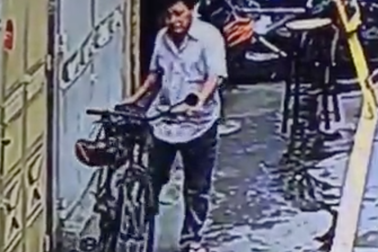 Bắt đối tượng trộm xe đạp của cô gái nước ngoài đạp xe xuyên Việt