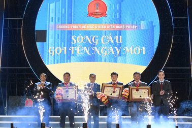 Tập đoàn Everland đồng hành cùng lễ hội tôm hùm, kích cầu du lịch Phú Yên