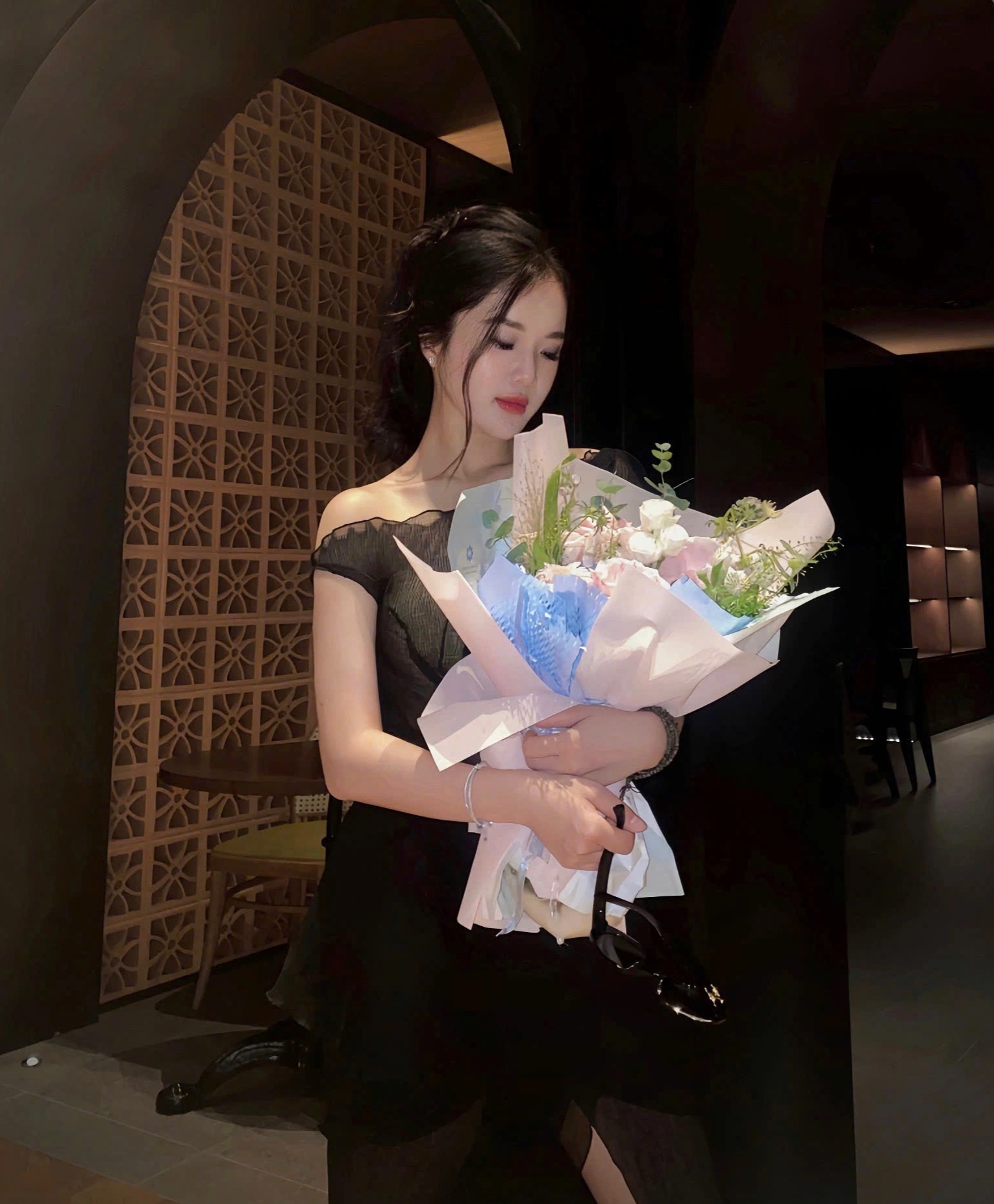 Những nhan sắc xinh đẹp gây sốt trong các buổi diễu binh, diễu hành ở TPHCM - 5 Những nhan sắc xinh đẹp gây sốt trong các buổi diễu binh, diễu hành ở TPHCM - 5