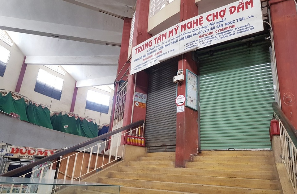 Tiểu thương chợ Đầm tròn Nha Trang nghỉ bán lần 2 vì dịch Covid-19 - 3 Tiểu thương chợ Đầm tròn Nha Trang nghỉ bán lần 2 vì dịch Covid-19 - 3