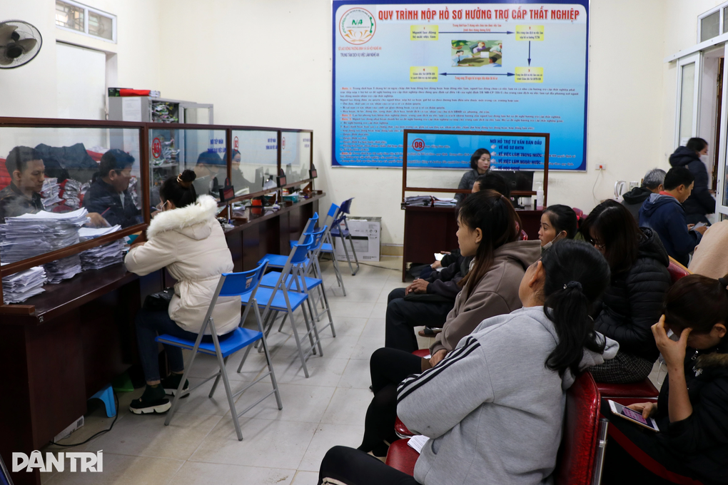Lao động mất việc làm được hỗ trợ tối đa 3 triệu đồng - 1 Lao động mất việc làm được hỗ trợ tối đa 3 triệu đồng - 1
