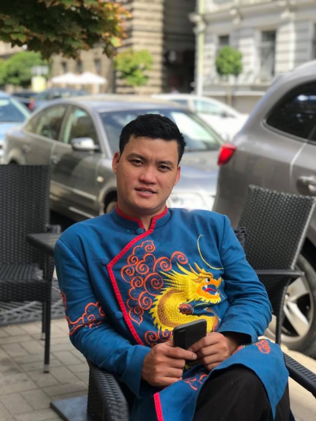 Nghệ sĩ kéo đàn nhị ở Bờ Hồ Trần Văn Xâm qua đời ở tuổi 39 - 1 Nghệ sĩ kéo đàn nhị ở Bờ Hồ Trần Văn Xâm qua đời ở tuổi 39 - 1