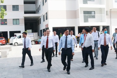 Bộ trưởng Xây dựng dự lễ khánh thành Nhà ở xã hội 700 căn ở Khánh Hòa