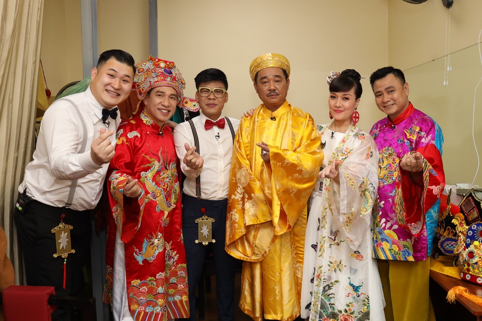 Hình ảnh hài hước trong buổi ghi hình không khán giả của Táo Quân - 12 Hình ảnh hài hước trong buổi ghi hình không khán giả của Táo Quân - 12