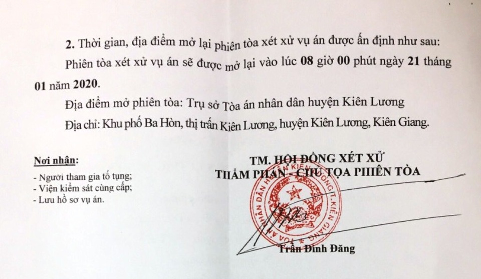Vụ chặt cây trên đất đã mua, nguy cơ ngồi tù: Tòa đưa vụ án ra xét xử vào 27 Tết? - 2 Vụ chặt cây trên đất đã mua, nguy cơ ngồi tù: Tòa đưa vụ án ra xét xử vào 27 Tết? - 2