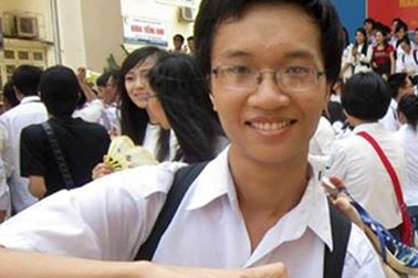 “Chàng trai vàng” Olympic Toán trở thành công dân trẻ tiêu biểu TPHCM