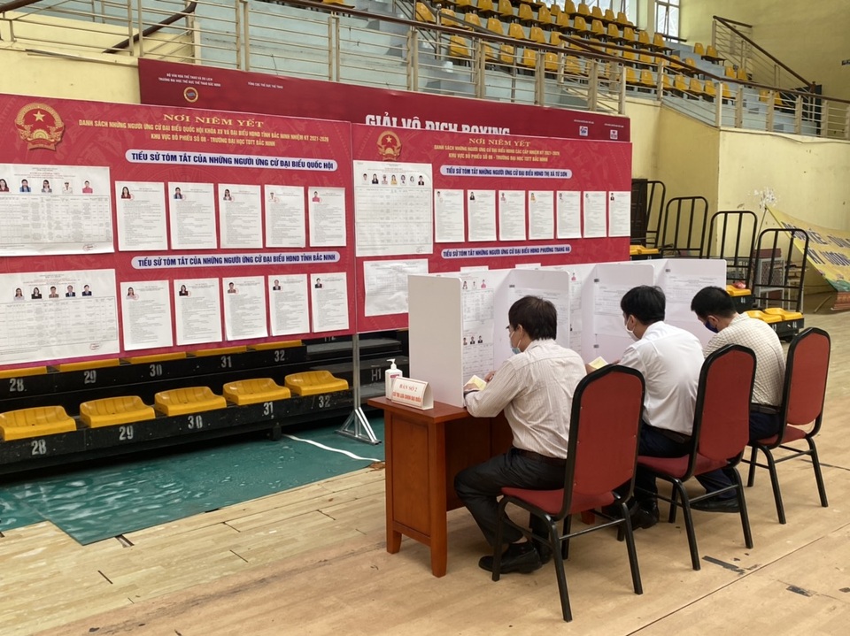 Bắc Ninh tổ chức bầu cử sớm trong khu cách ly - 2 Bắc Ninh tổ chức bầu cử sớm trong khu cách ly - 2