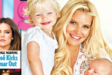 Jessica Simpson hé lộ ảnh con trai