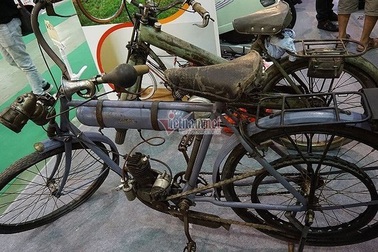 Xe đạp cổ 109 năm tuổi hàng hiếm giá hơn 200 triệu ở Hà Nội