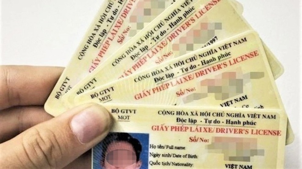 Bằng lái xe hết hạn được gia hạn một tháng vì giãn cách xã hội - 1 Bằng lái xe hết hạn được gia hạn một tháng vì giãn cách xã hội - 1