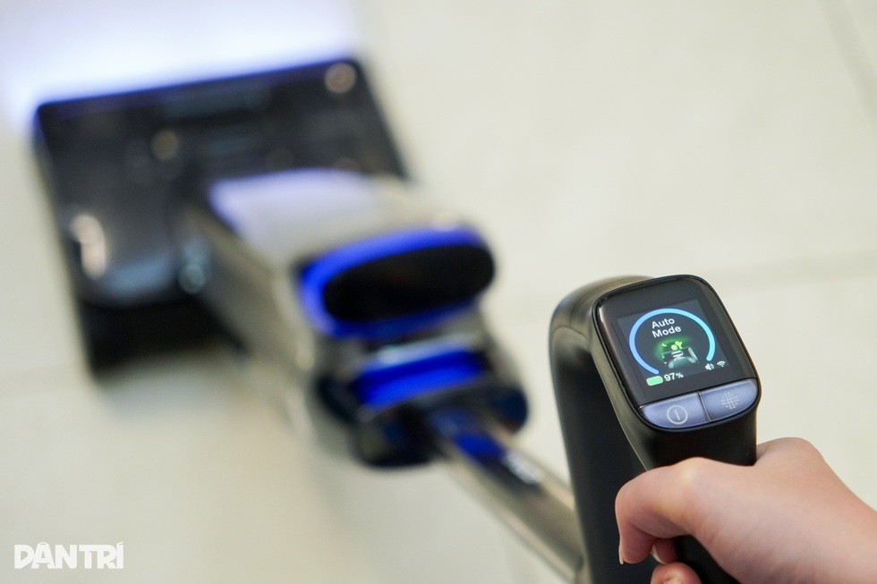 Trải nghiệm máy hút bụi lau nhà cầm tay tích hợp AI, dùng hơi nước nóng - 22 Trải nghiệm máy hút bụi lau nhà cầm tay tích hợp AI, dùng hơi nước nóng - 22