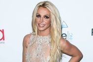 Britney Spears tố gia đình ép cô phát điên