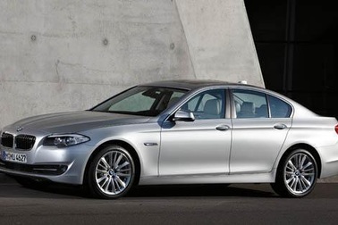 BMW triệu hồi hơn 1 triệu xe