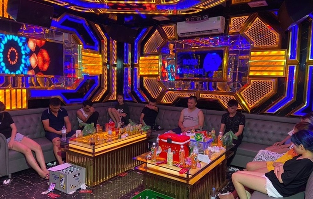Hà Nội: Tuyệt đối không để karaoke, bar hoạt động chui - 2 Hà Nội: Tuyệt đối không để karaoke, bar hoạt động chui - 2