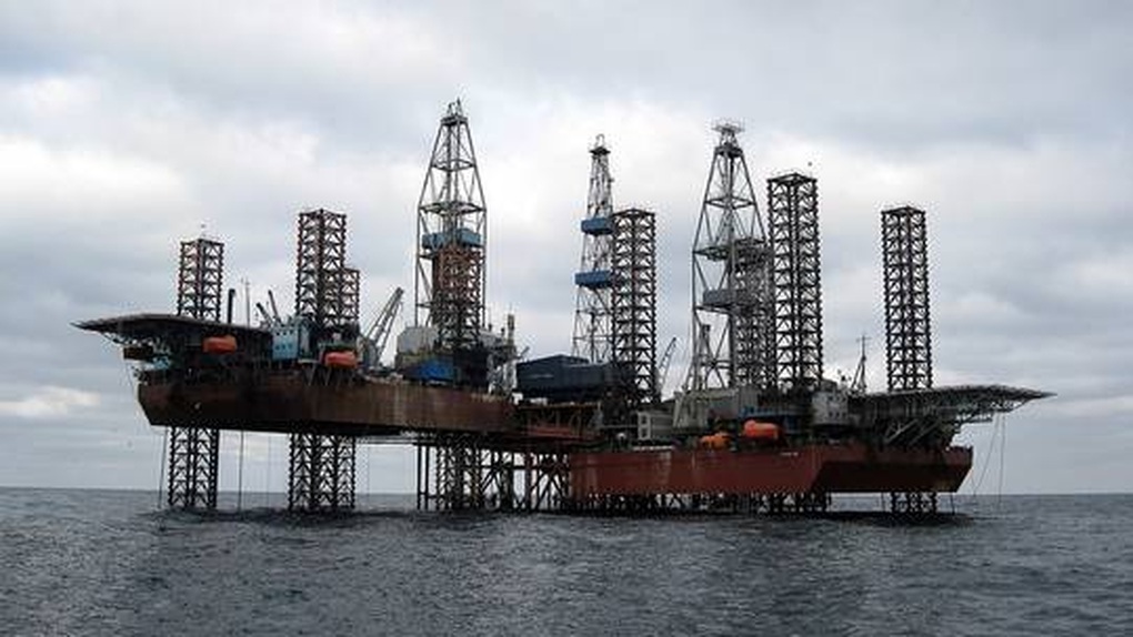 Ukraine bị nghi phóng tên lửa tấn công giàn khoan dầu của Nga gần Crimea - 1 Ukraine bị nghi phóng tên lửa tấn công giàn khoan dầu của Nga gần Crimea - 1