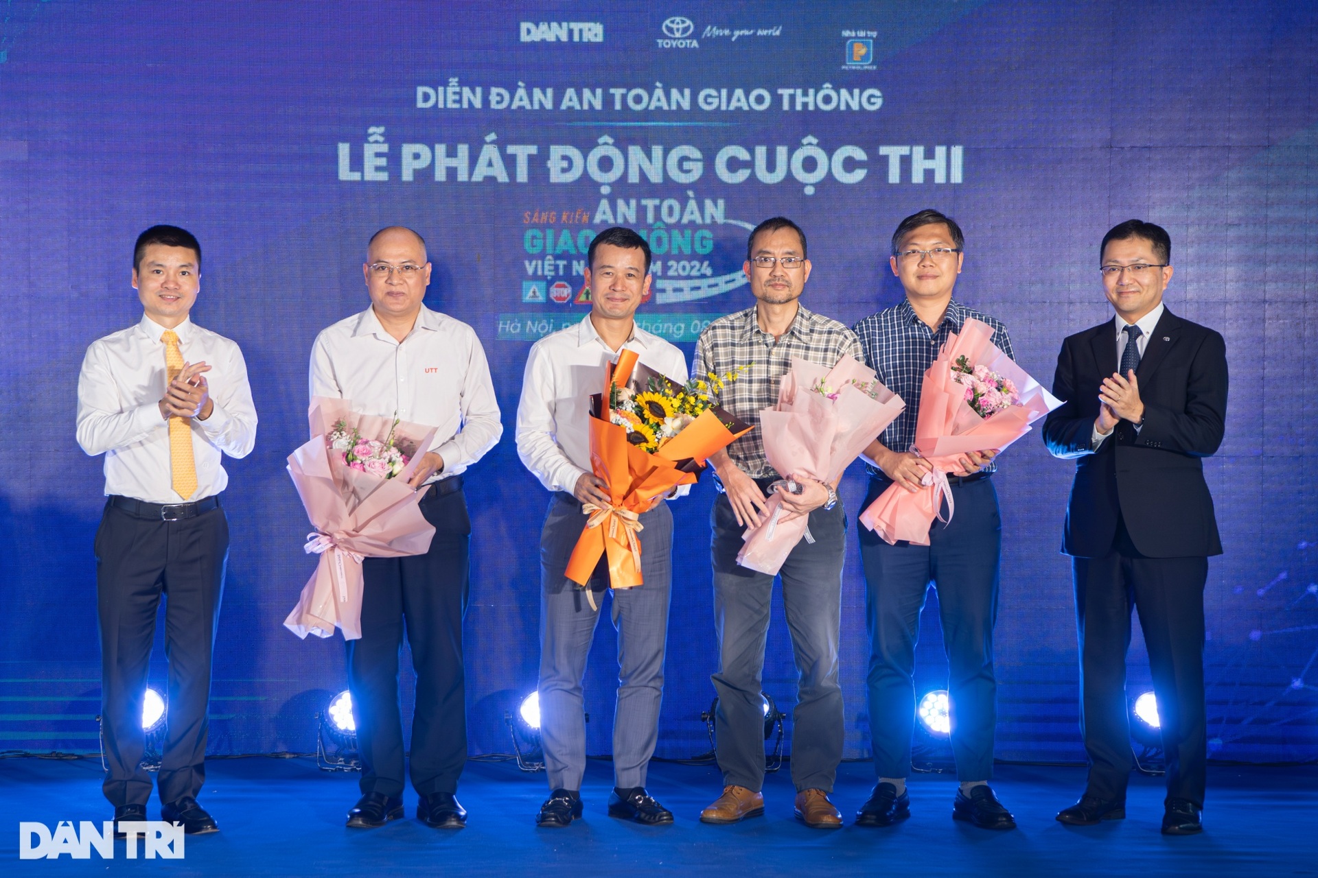 Toàn cảnh Lễ phát động Sáng kiến An toàn giao thông Việt Nam năm 2024 - 11 Toàn cảnh Lễ phát động Sáng kiến An toàn giao thông Việt Nam năm 2024 - 11
