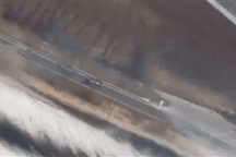 Ukraine tung video bắn pháo chính xác vào đoàn xe quân sự Nga gần Kiev