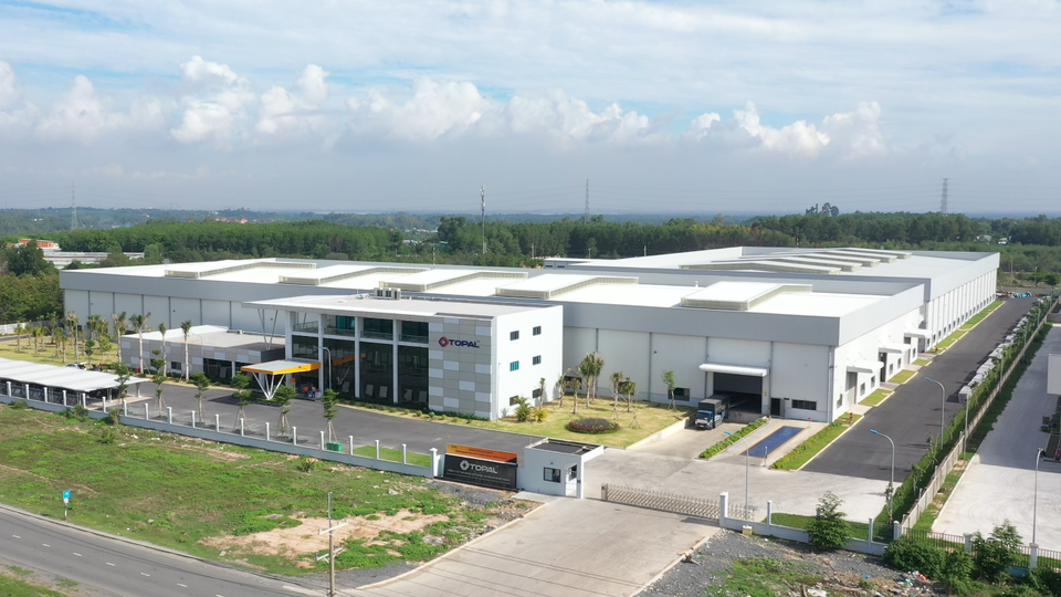 Tập đoàn Austdoor nằm trong top 500 doanh nghiệp lớn nhất việt nam - 2 Tập đoàn Austdoor nằm trong top 500 doanh nghiệp lớn nhất việt nam - 2