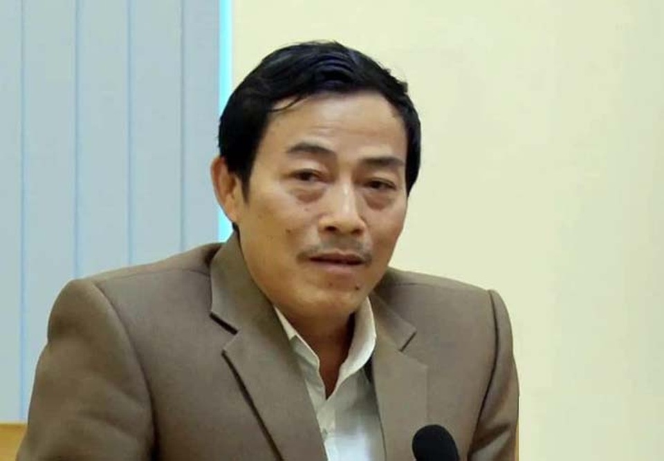 Bí thư Đảng ủy xã xin nghỉ việc sớm 11 năm, được hỗ trợ gần 800 triệu - 3 Bí thư Đảng ủy xã xin nghỉ việc sớm 11 năm, được hỗ trợ gần 800 triệu - 3