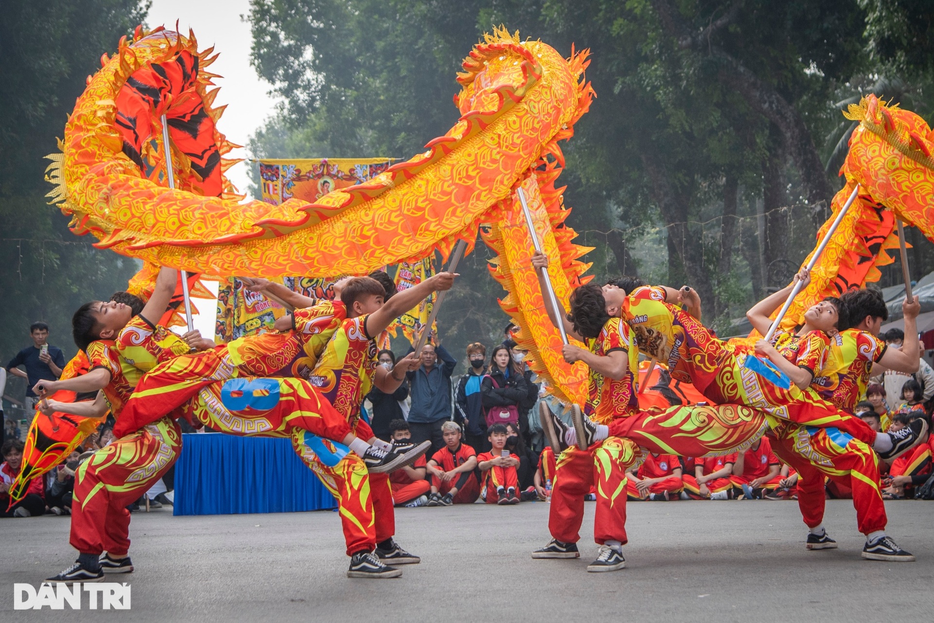 Nữ sinh 17 tuổi tham gia tranh tài múa Rồng nghệ thuật Hà Nội - 8 Nữ sinh 17 tuổi tham gia tranh tài múa Rồng nghệ thuật Hà Nội - 8