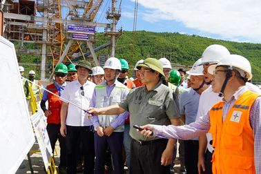 Thủ tướng kiểm tra, thúc tiến độ các dự án trọng điểm tại Quảng Bình