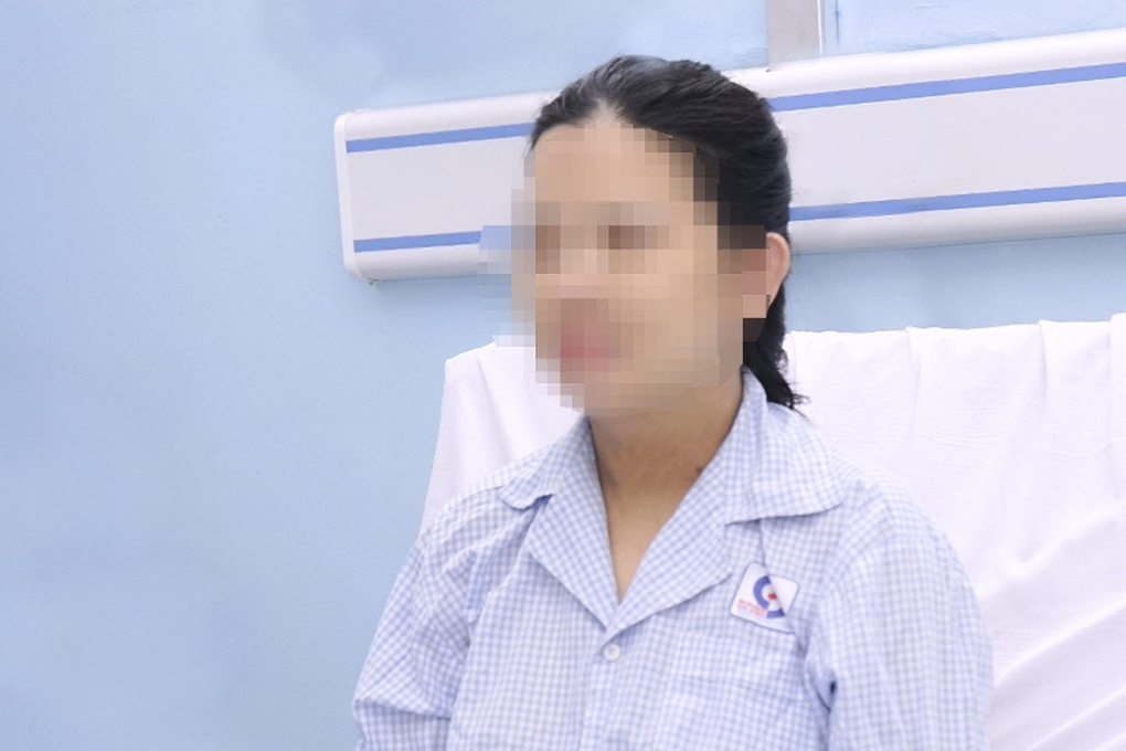 Sau mổ lấy thai cặp song sinh, người mẹ nguy kịch vì căn bệnh hiếm gặp - 1 Sau mổ lấy thai cặp song sinh, người mẹ nguy kịch vì căn bệnh hiếm gặp - 1