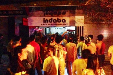 TP HCM: Hoảng loạn vì cháy chung cư giữa đêm