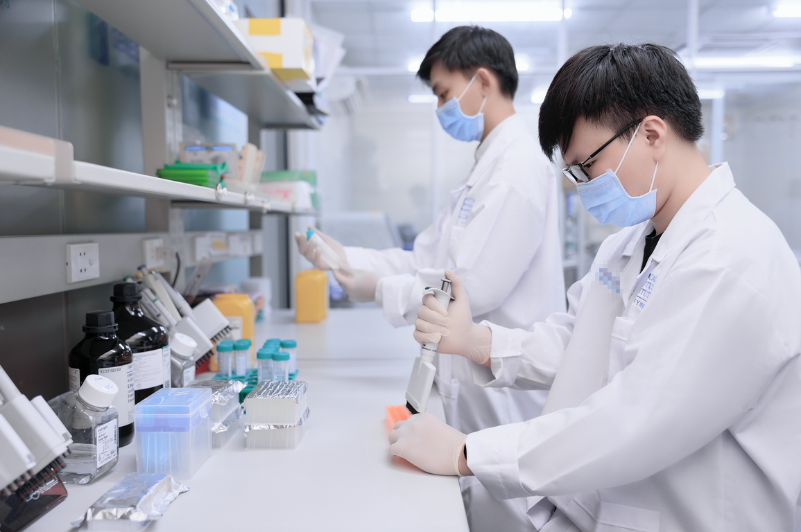 Phương pháp phát hiện sớm ung thư gan, phổi, vú và đại trực tràng - 1 Phương pháp phát hiện sớm ung thư gan, phổi, vú và đại trực tràng - 1
