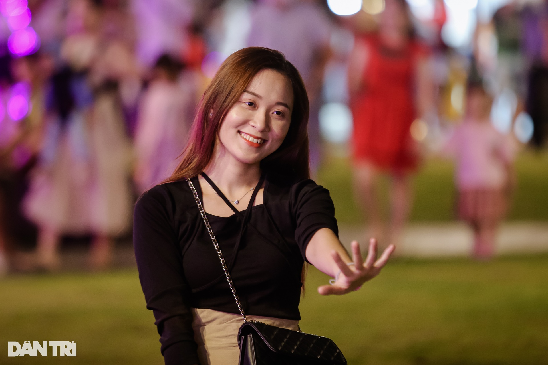 Công viên ánh sáng thu hút hàng nghìn người dân đến check-in ở TPHCM - 7 Công viên ánh sáng thu hút hàng nghìn người dân đến check-in ở TPHCM - 7