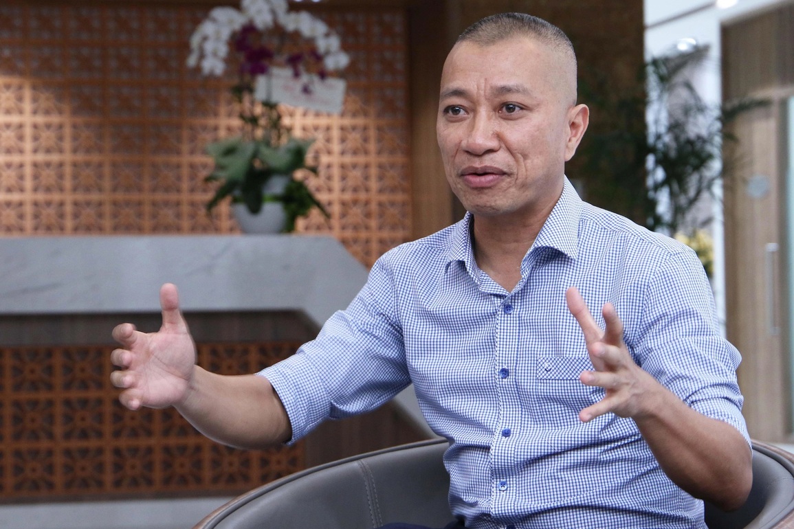 CEO Trần Kinh Doanh chính thức rời Thế Giới Di Động - 1 CEO Trần Kinh Doanh chính thức rời Thế Giới Di Động - 1