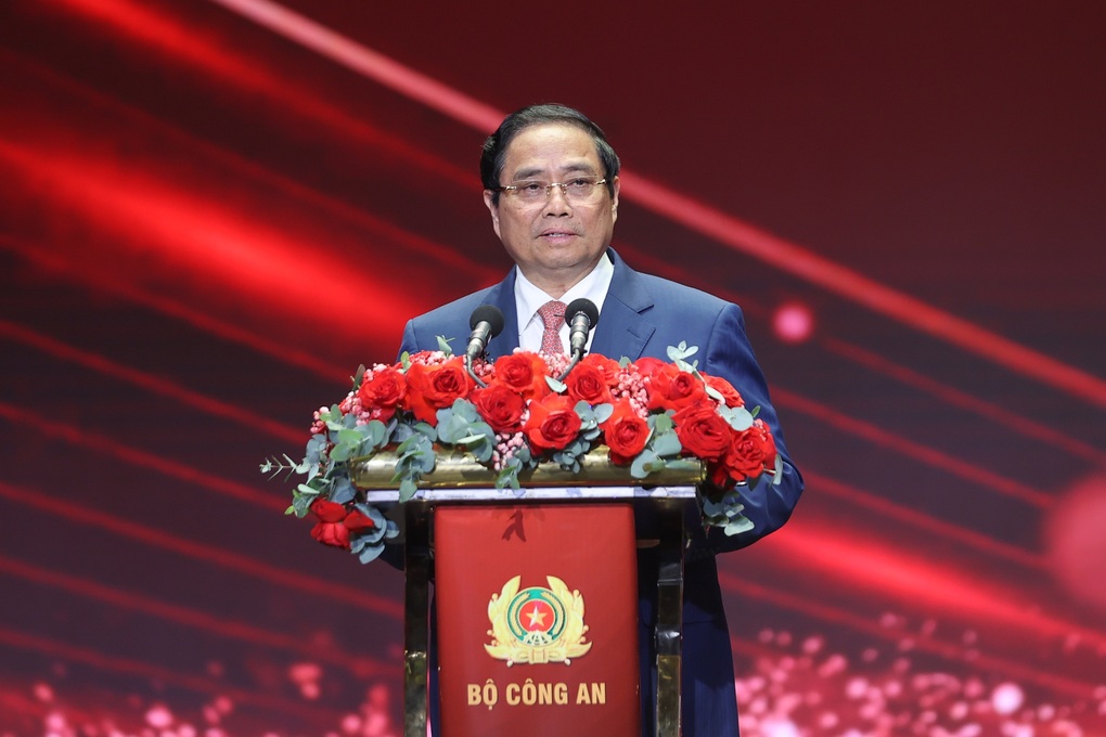Bộ Công an tiên phong trong tinh gọn bộ máy, dẫn dắt về chuyển đổi số - 1 Bộ Công an tiên phong trong tinh gọn bộ máy, dẫn dắt về chuyển đổi số - 1