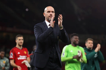 Man Utd đánh bại Newcastle, HLV Ten Hag ca ngợi các cầu thủ trẻ